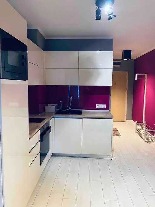 Magenta Apartment With Free Wifi Sofie